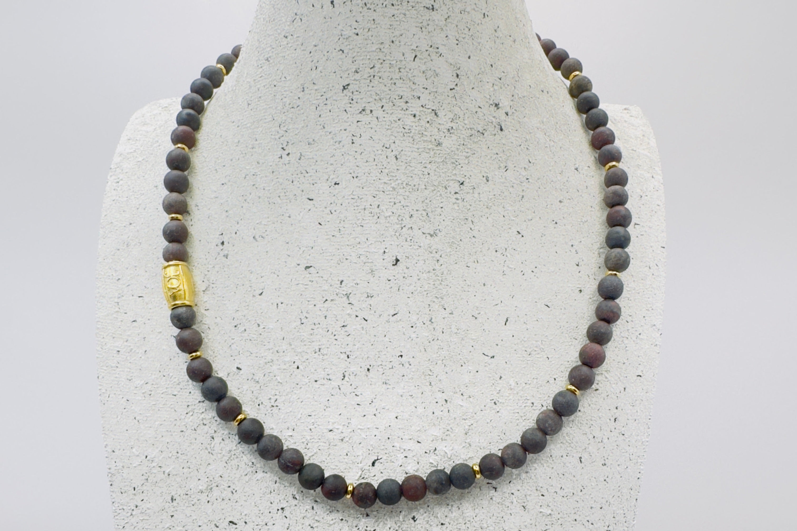 Timeless treasure necklace - Gold mat