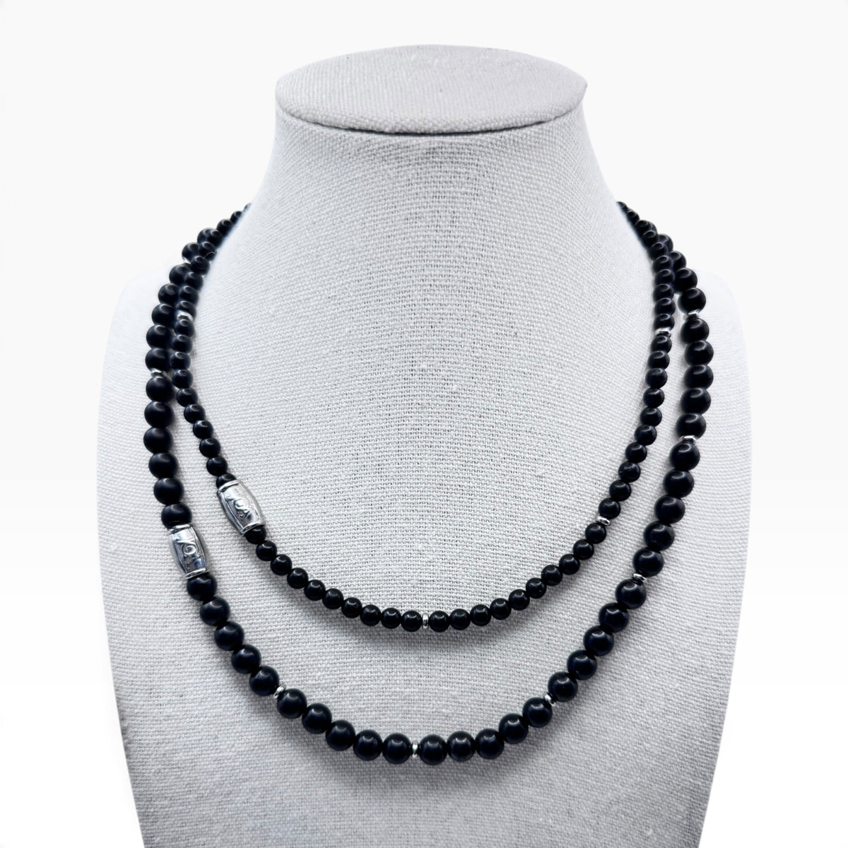 Shungiet ketting set zilver