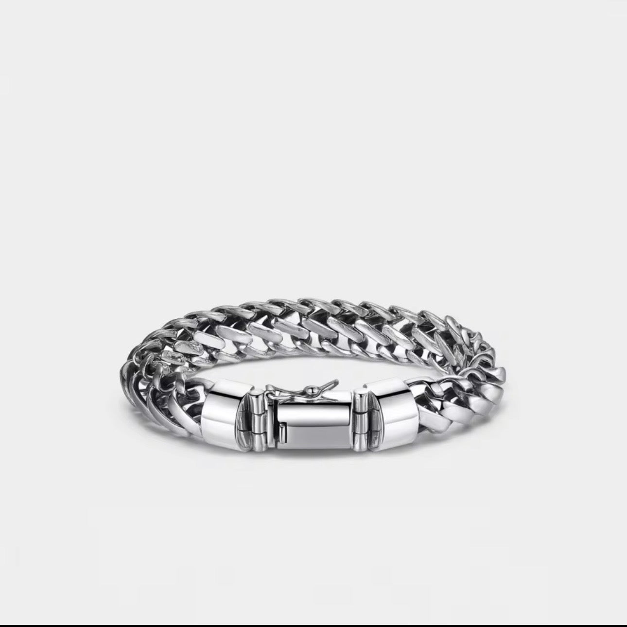 Brede zilveren heren edelstalen armband verkrijgbaar in verschillende maten