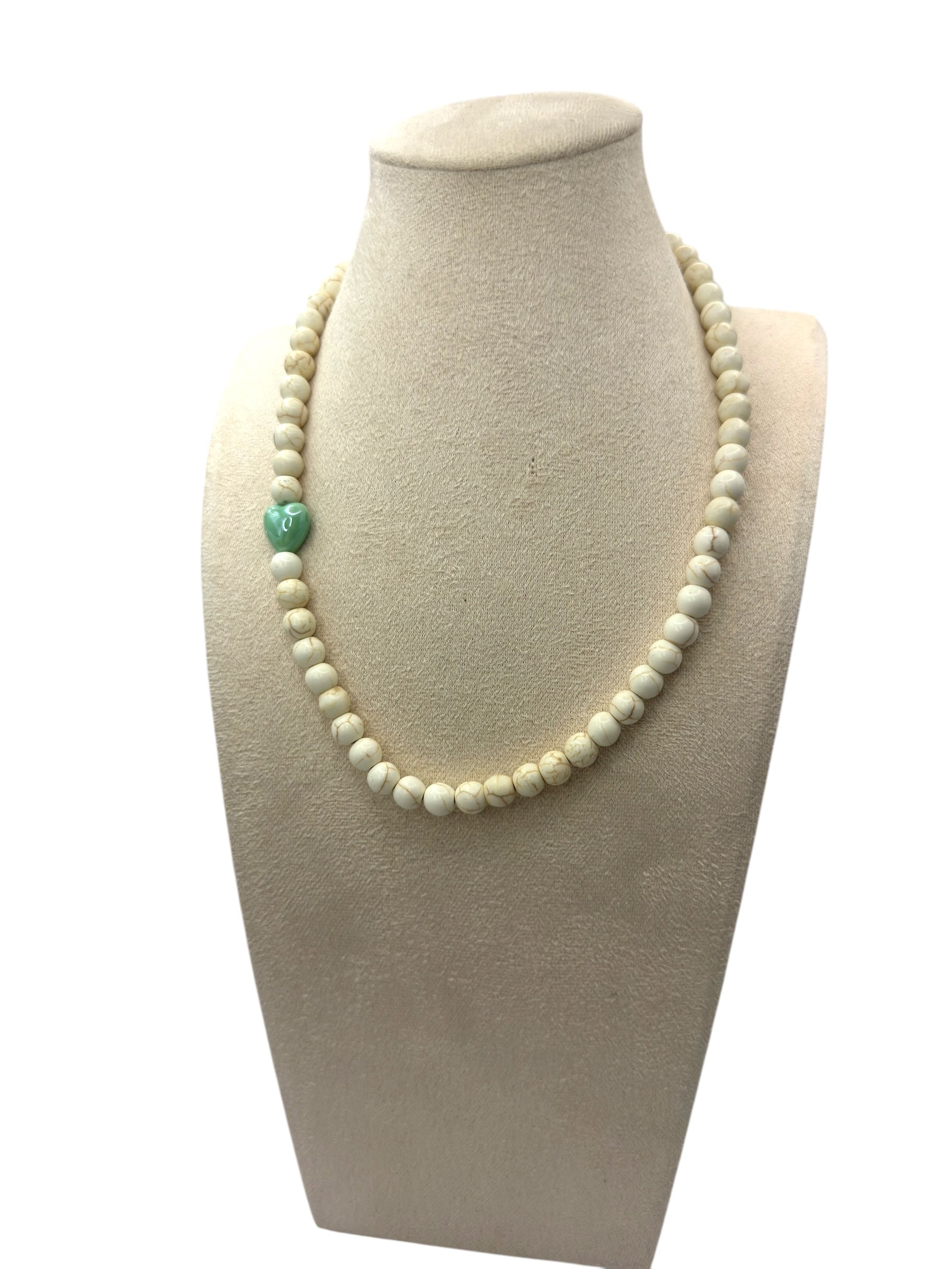 witte ketting groen hartje