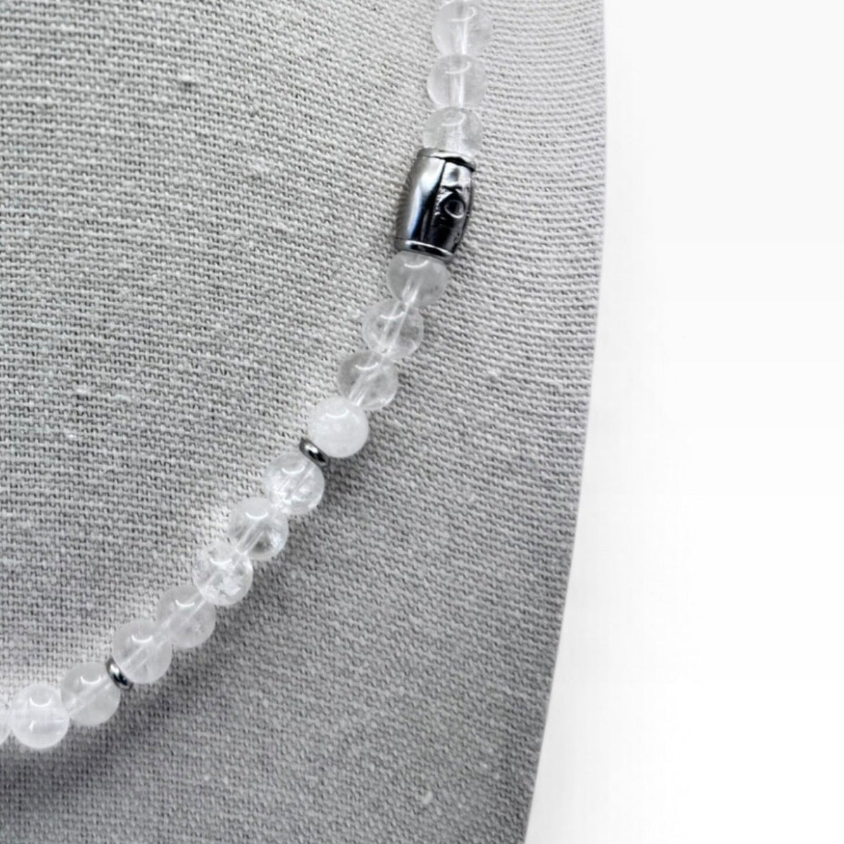 Berg kristal ketting close up 