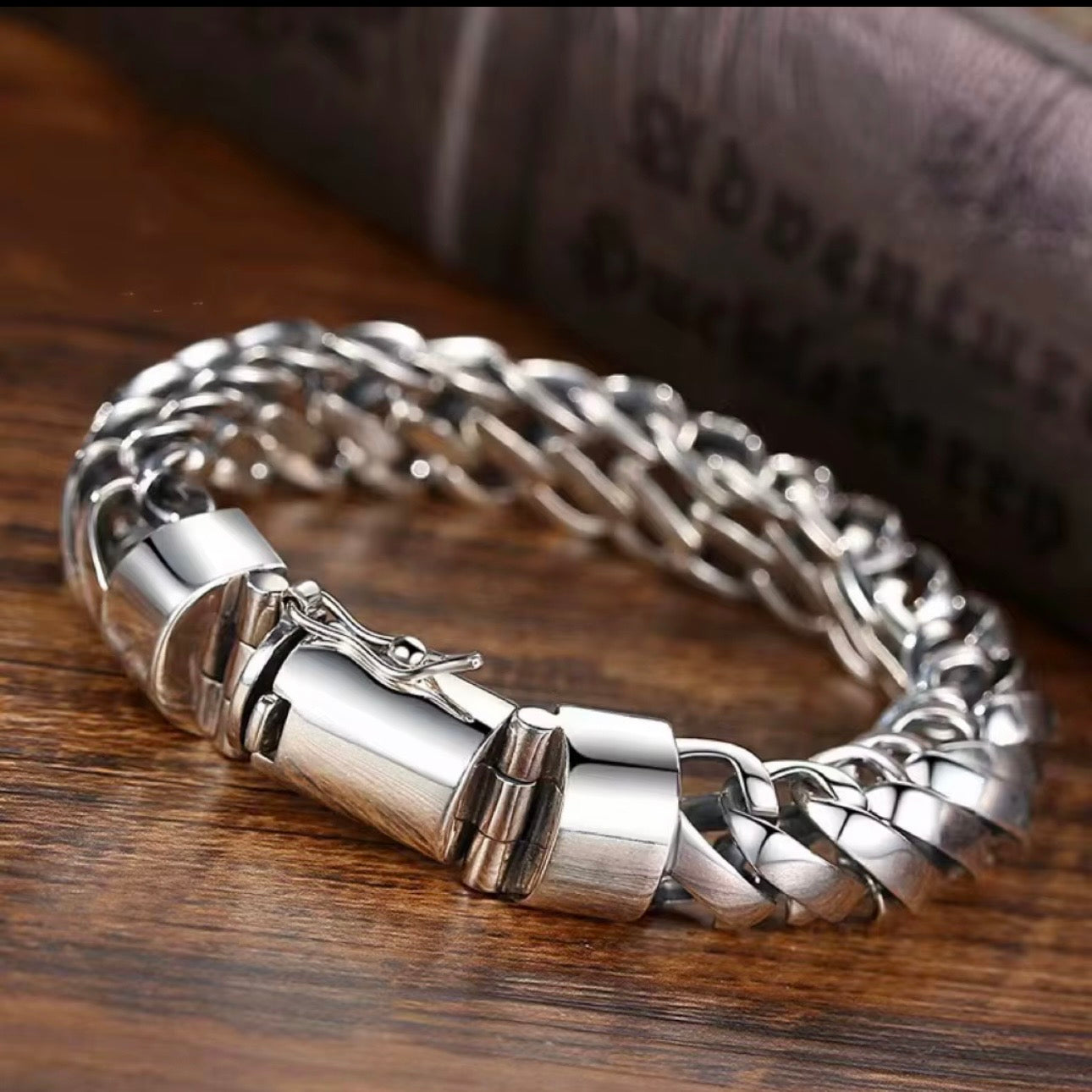 Brede zilveren heren edelstalen armband verkrijgbaar in verschillende maten