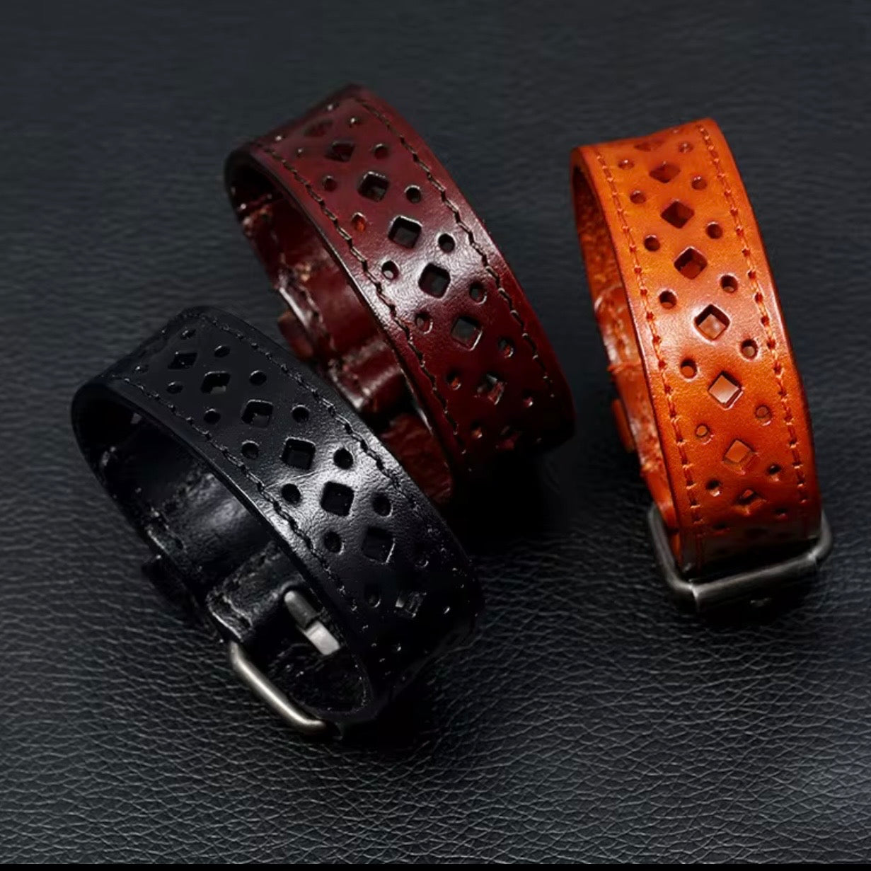 heren assortiment geperforeerde leren armband met gesp