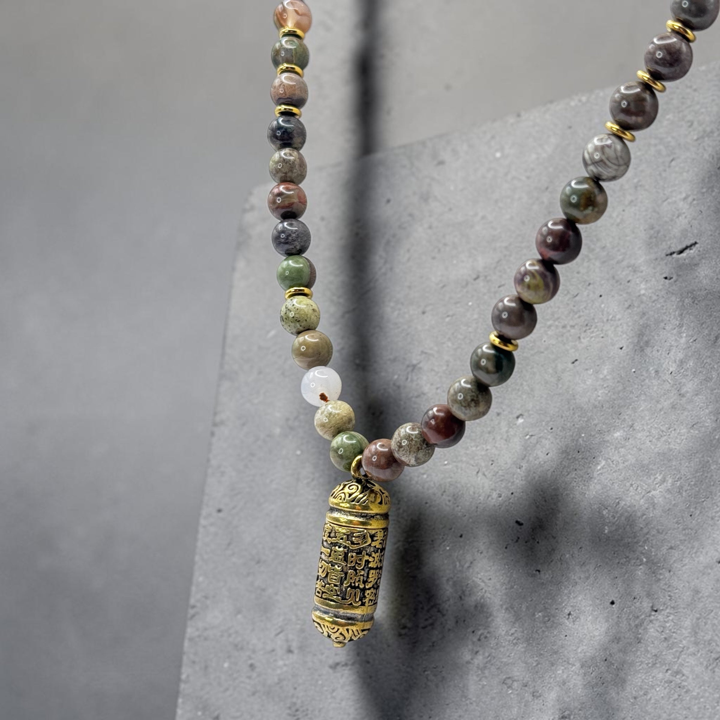 earth picasso festival ketting