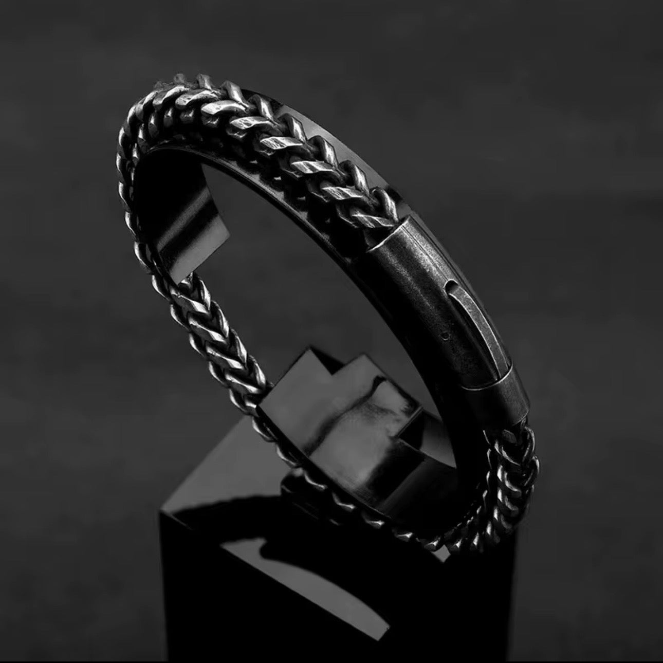 heren zwart edelstalen armband verkrijgbaar in verschillende maten